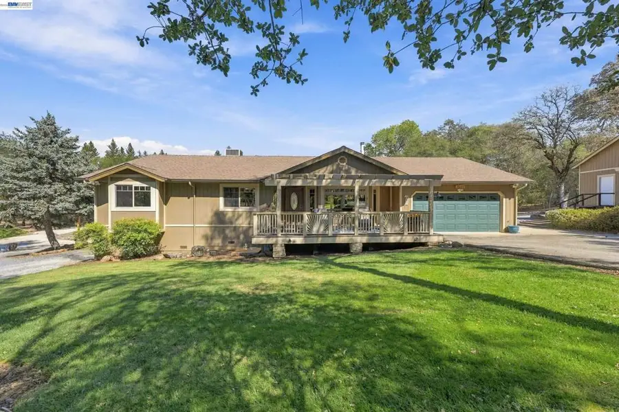 1644 Hidden Valley Ln, Auburn, CA 95602 - #3