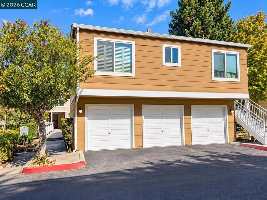 175 Village Pl, Martinez, CA 94553 - #2