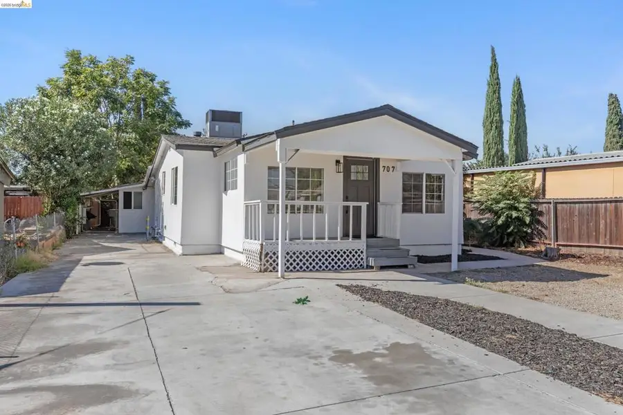 707 S Conejo Ave, Modesto, CA 95354 - #2
