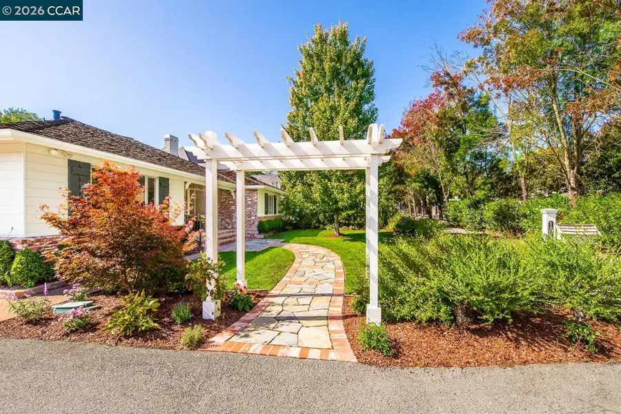 1035 Upper Happy Valley Rd, Lafayette, CA 94549 - #3
