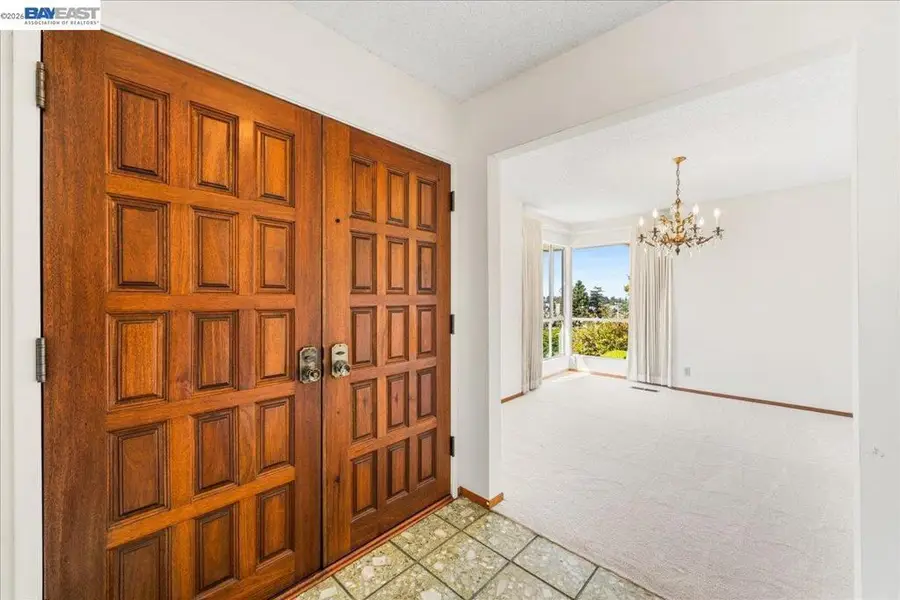 1356 Scenicview Dr, San Leandro, CA 94577 - #3