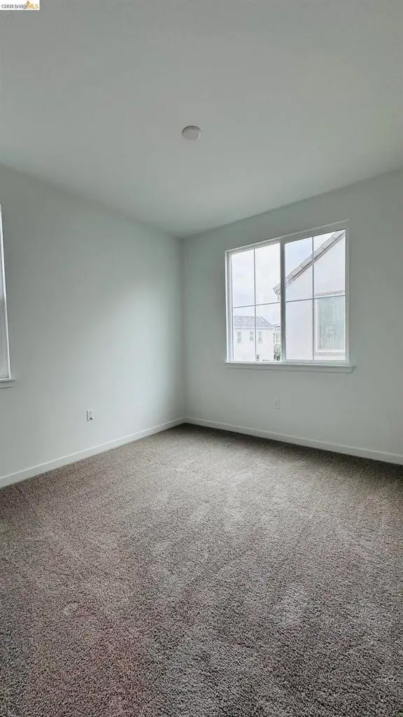 2406 Garden Farms Ave, Lathrop, CA 95330 - #3