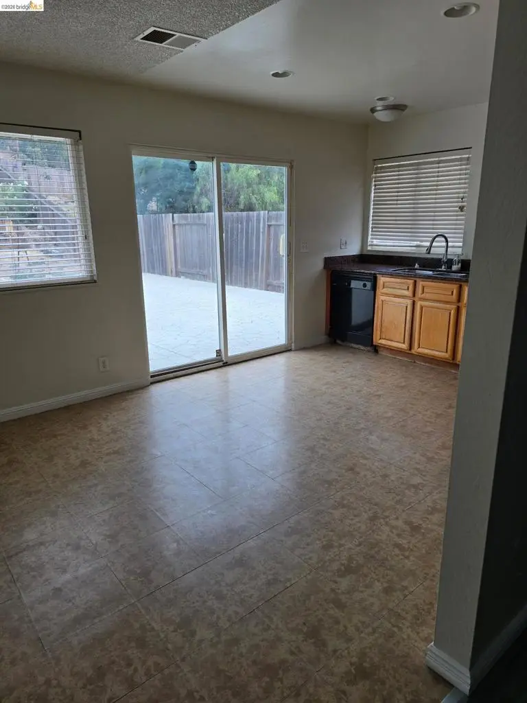 1020 Sandpoint Dr, Rodeo, CA 94572 - #3
