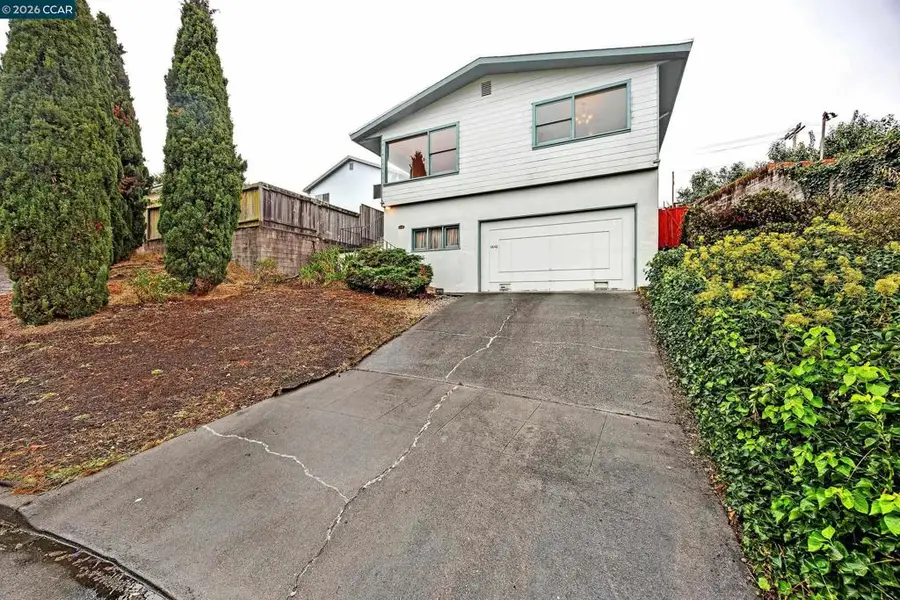 5642 Clinton Ave, Richmond, CA 94805 - #2