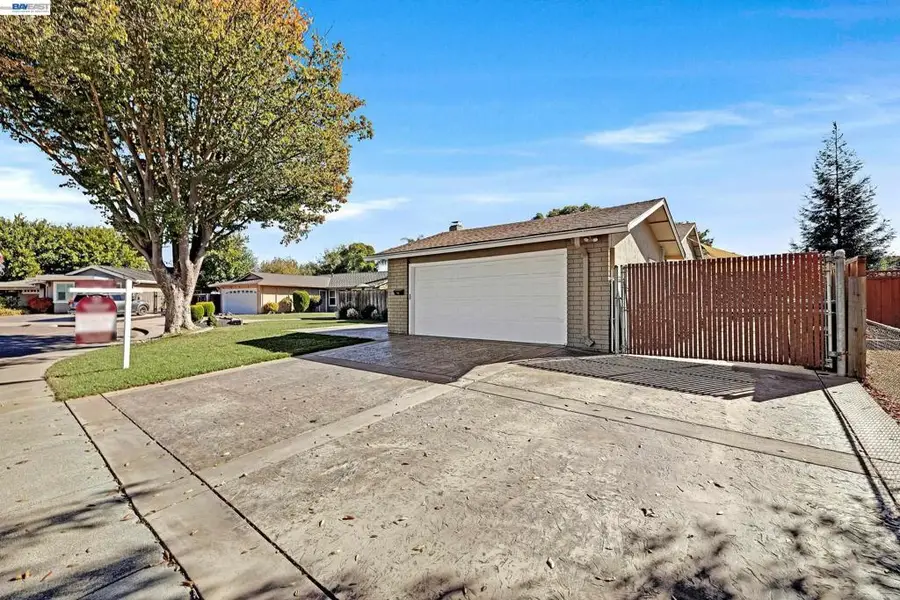 547 Teal Ct, Livermore, CA 94551 - #2