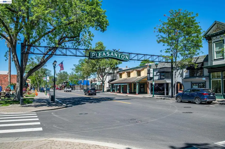 3861 Vine St, Pleasanton, CA 94566 - #2