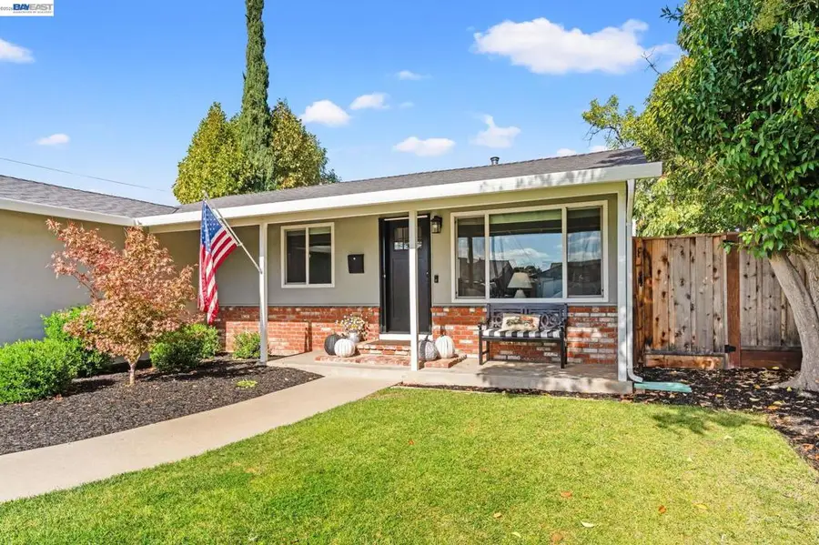 1082 Madrone Way, Livermore, CA 94550 - #3