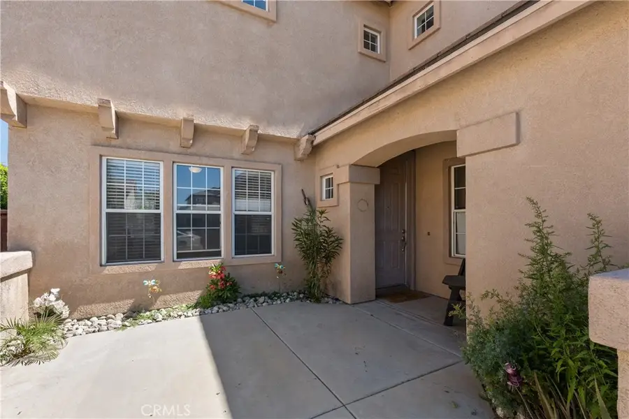 945 Newport Drive, San Jacinto, CA 92583 - Image #2