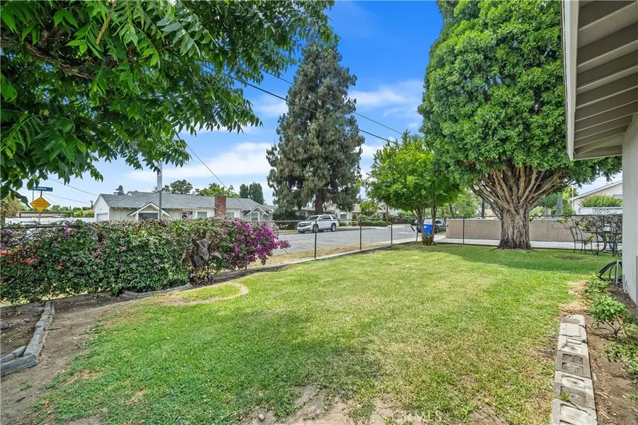 9861 E Lemon Avenue, Arcadia, CA 91007 - Image #3