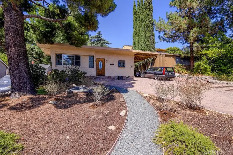 3953 Santa Carlotta, La Crescenta, CA 91214 - #2