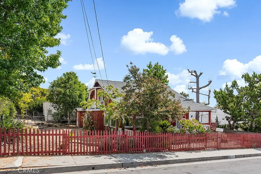 238 Auburn Avenue, Sierra Madre, CA 91024 - Image #3