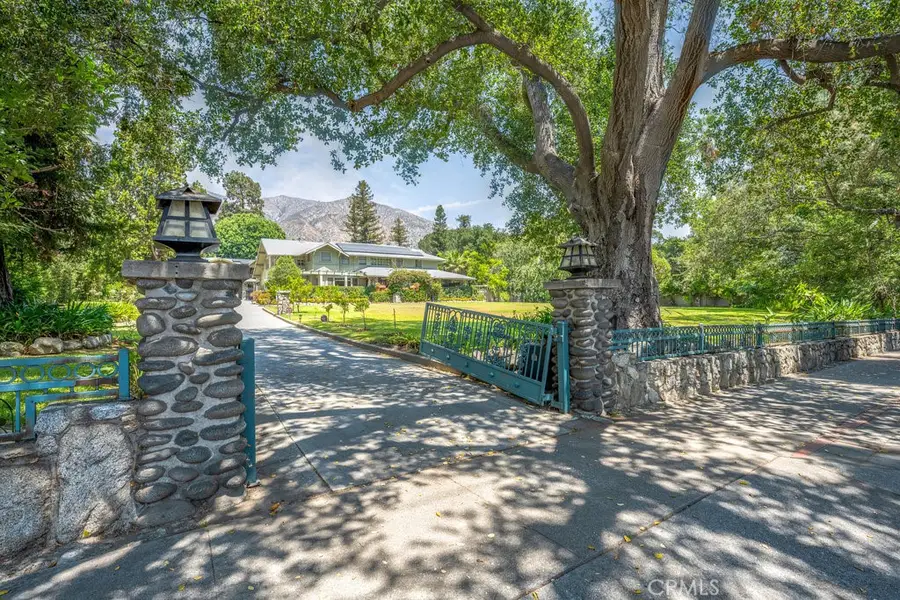 481 W Highland Avenue, Sierra Madre, CA 91024 - Image #2