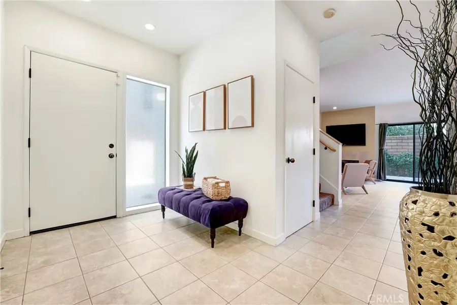 7331 1/2 Tampa Avenue, Reseda, CA 91335 - Image #3