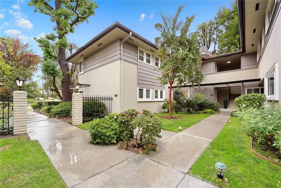 924 S Orange Grove #D, Pasadena, CA 91105 - Image #2