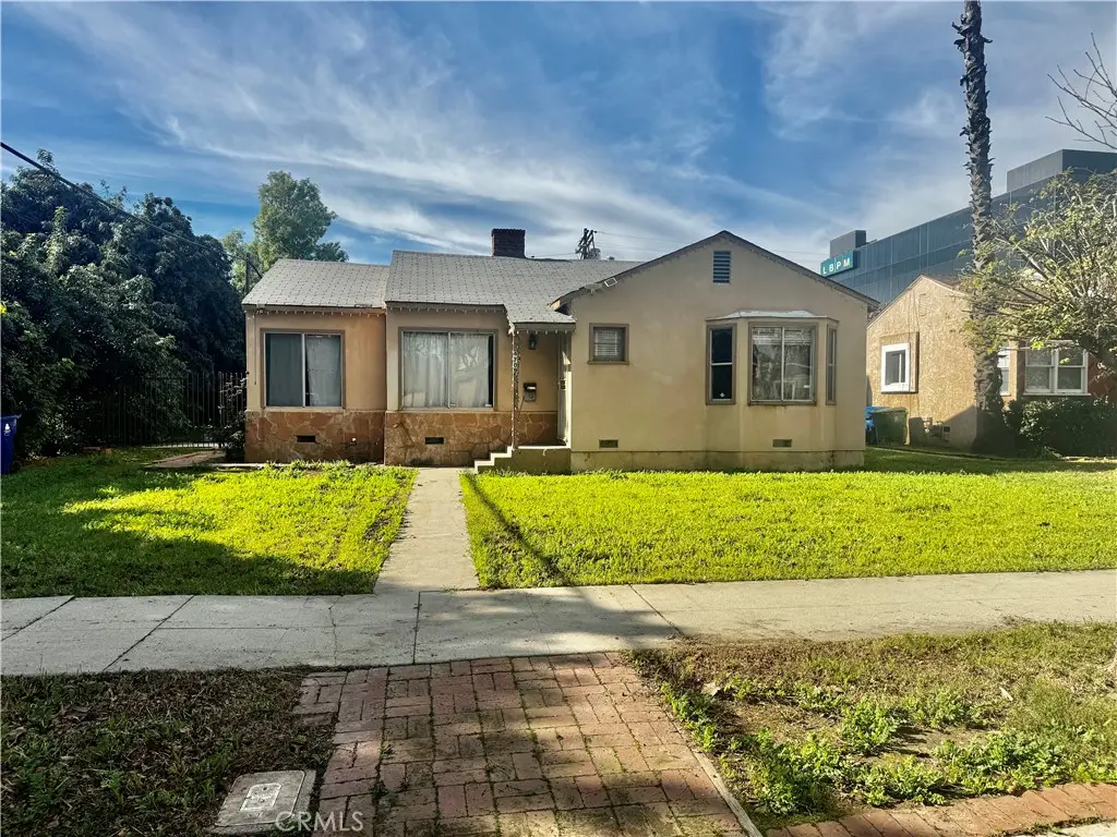 4709 Buffalo Ave, Sherman Oaks, CA 91423 - #1