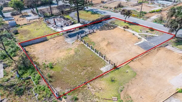 556 E Las Flores, Altadena, CA 91001