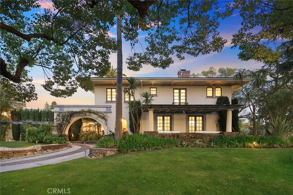 928 S El Molino, Pasadena, CA 91106 - #1