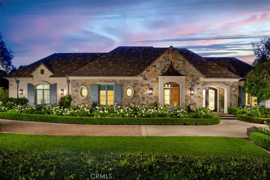 935 W Foothill Boulevard, Arcadia, CA 91006 - #2