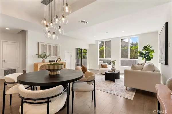 3715 San Marino Street #105, Los Angeles, CA 90019