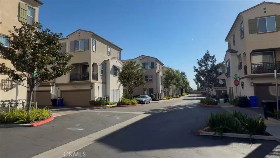 147 Royal Way, Upland, CA 91786 - #2