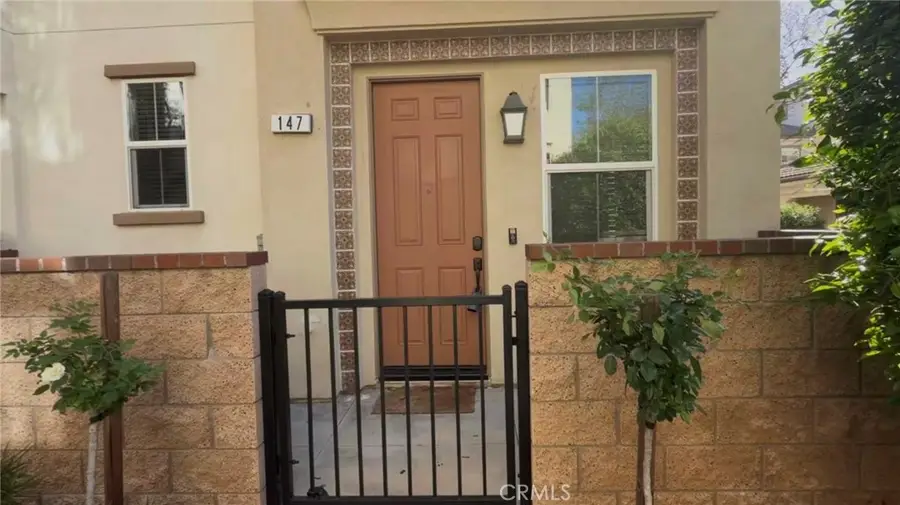 147 Royal Way, Upland, CA 91786 - #3
