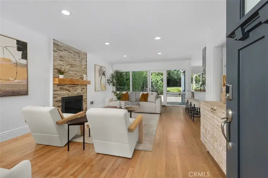 589 Buena Loma Street, Altadena, CA 91001 - #2