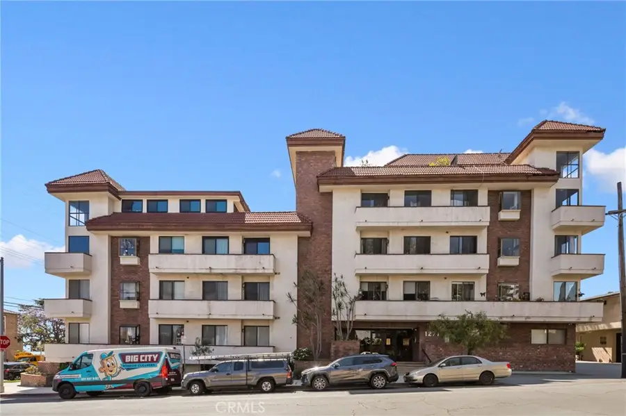 1271 Granville Avenue #102, Los Angeles, CA 90025 - #2