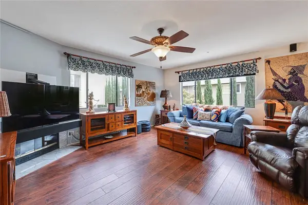 42 Esperanza Avenue, Sierra Madre, CA 91024