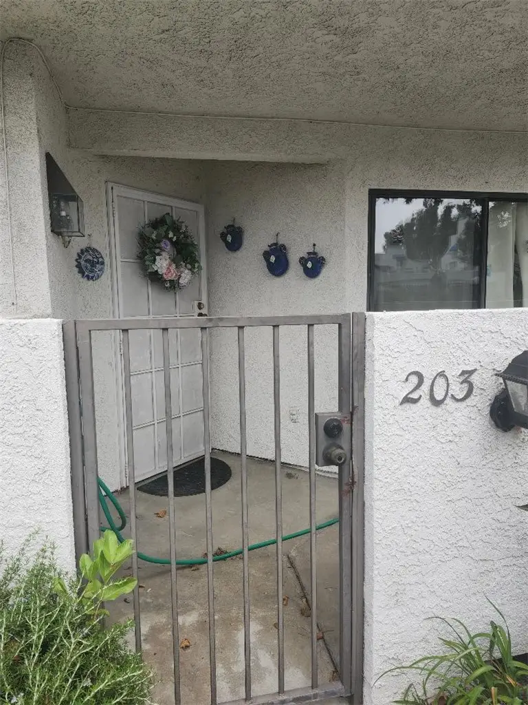 203 Park Shadow, Baldwin Park, CA 91706 - #2