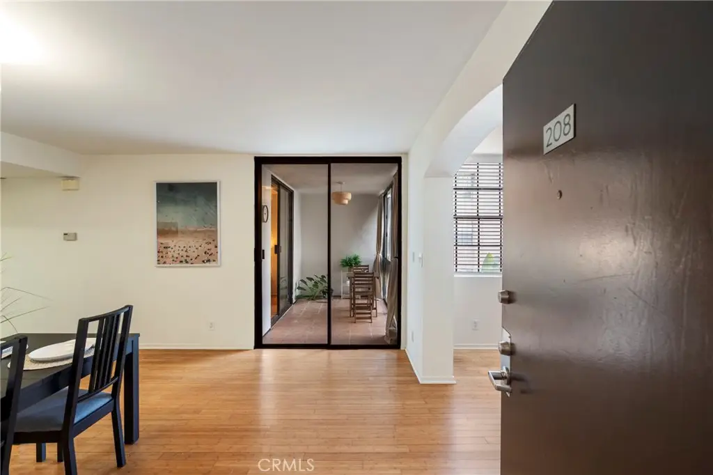 740 N Kings Road #208, West Hollywood, CA 90069 - #1