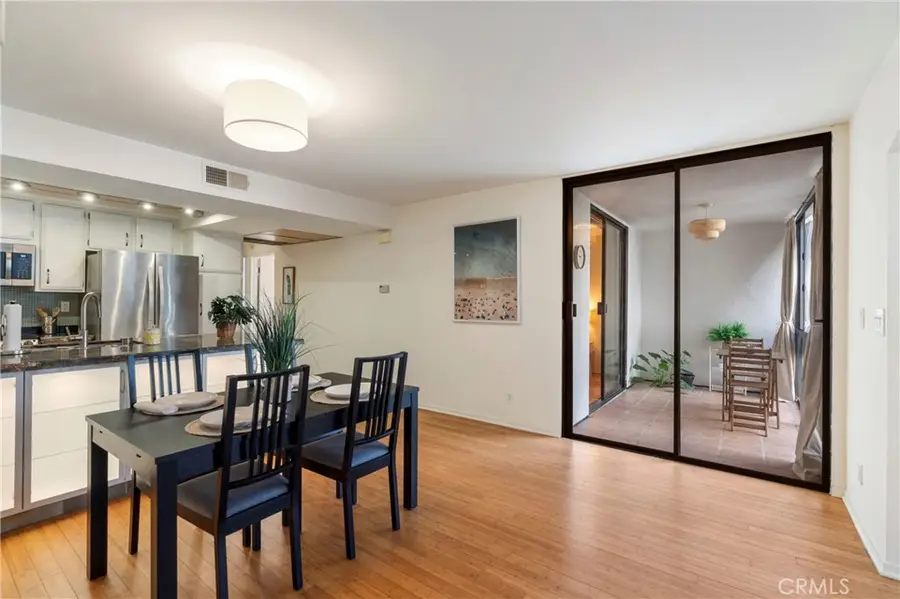 740 N Kings Road #208, West Hollywood, CA 90069 - #2