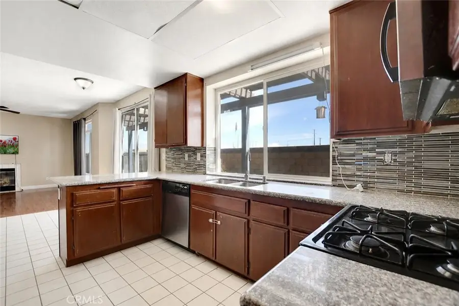 14527 Pony Trail Road, Victorville, CA 92392 - #2