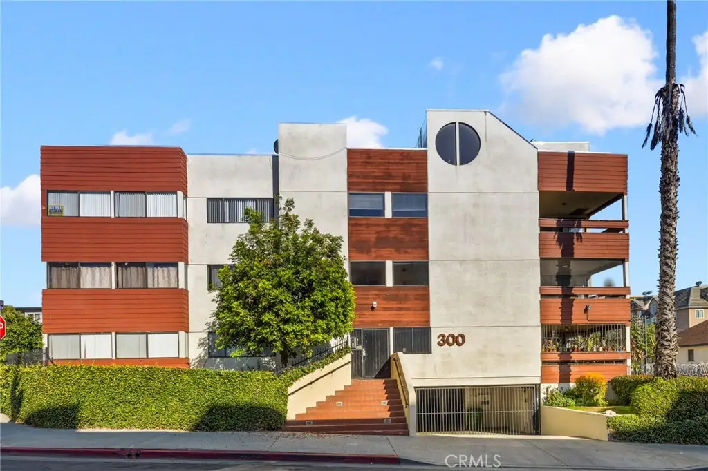 300 S Reno Street #303, Los Angeles, CA 90057 - #1