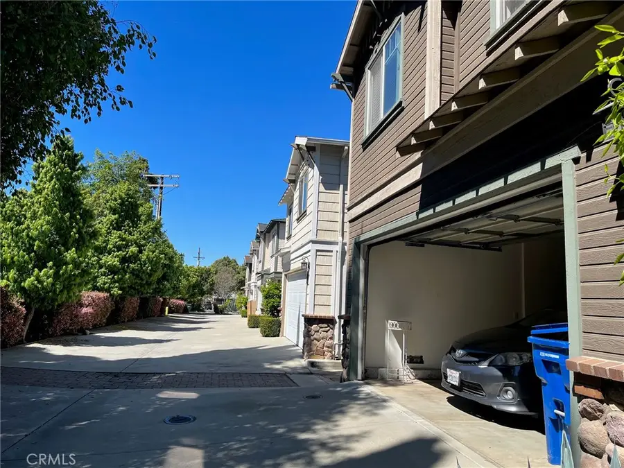 214 Violet Avenue #F, Monrovia, CA 91016 - #3