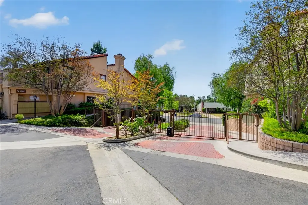 1812 S Marengo Ave #10, Alhambra, CA 91803 - #1