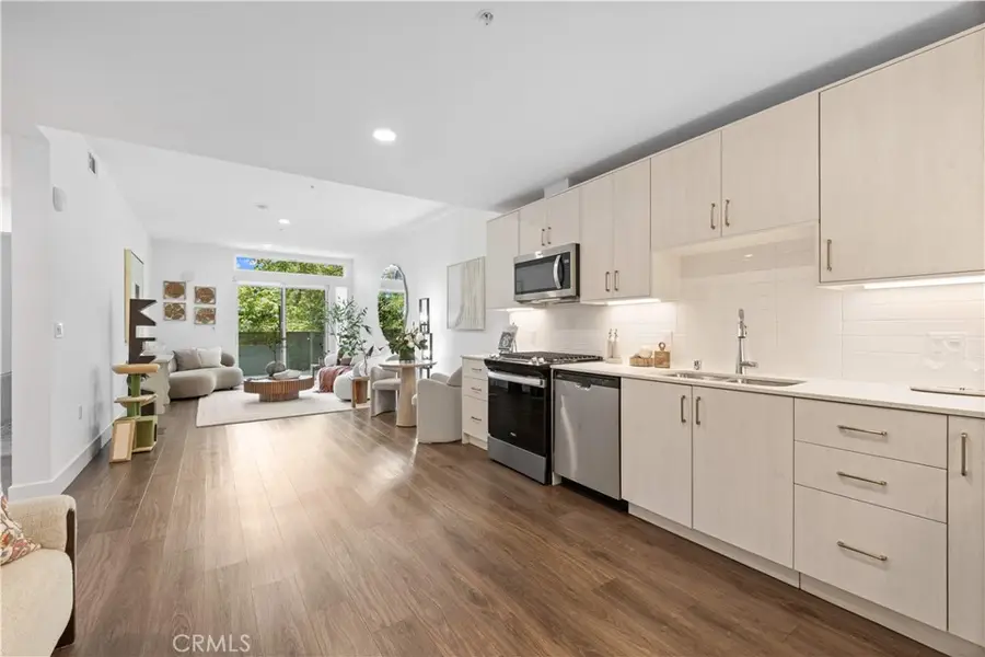 218 N El Molino Avenue #207, Pasadena, CA 91101 - #3