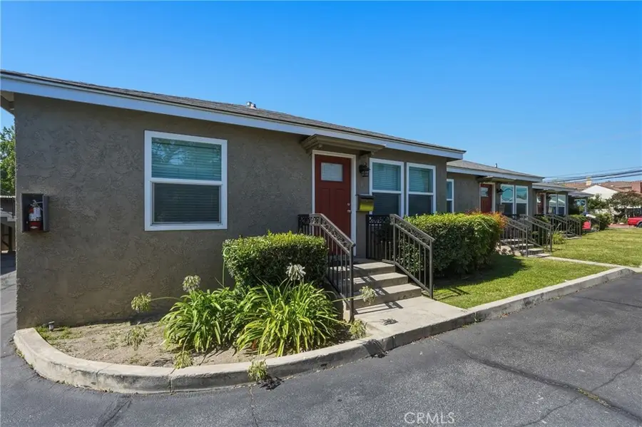 406 S 5th Avenue, Monrovia, CA 91016 - #3