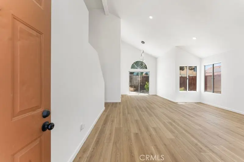 1840 E Newgrove, Lancaster, CA 93535 - #2