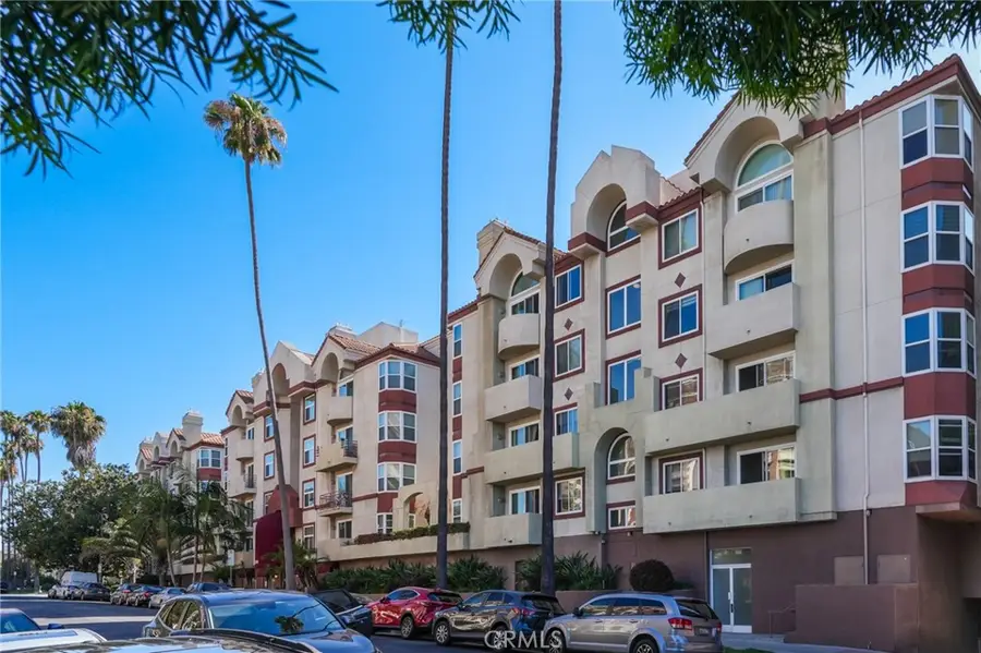 620 S Gramercy Place #211, Los Angeles, CA 90005 - #2