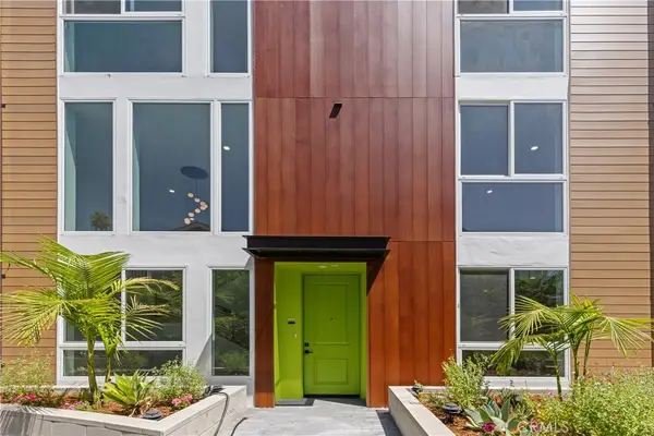 176 N Catalina Avenue #103, Pasadena, CA 91106
