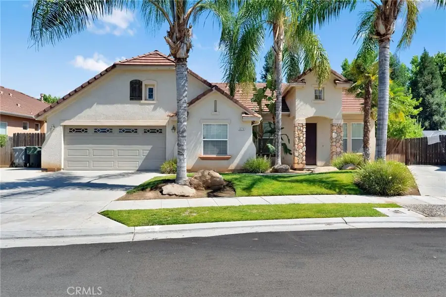 2579 Warner Avenue, Clovis, CA 93611 - #2