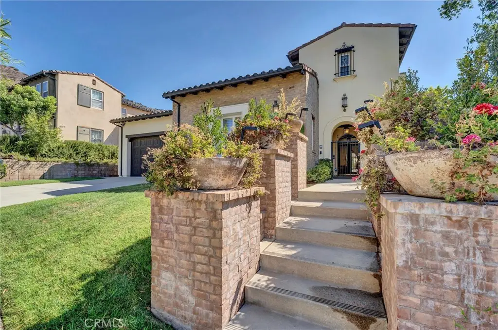 510 E. Viewcrest, Azusa, CA 91702 - #1