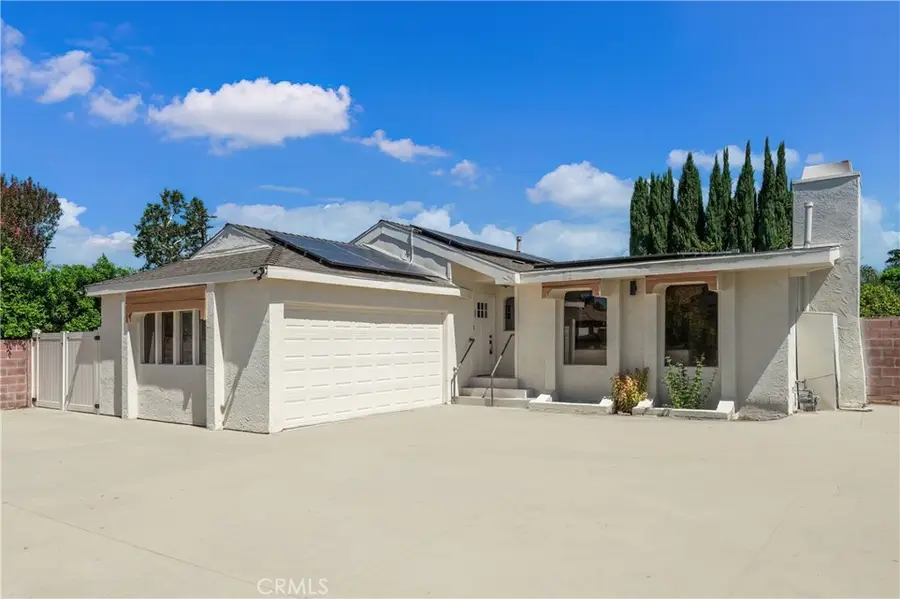 6246 Fallbrook, Woodland Hills, CA 91367 - #2