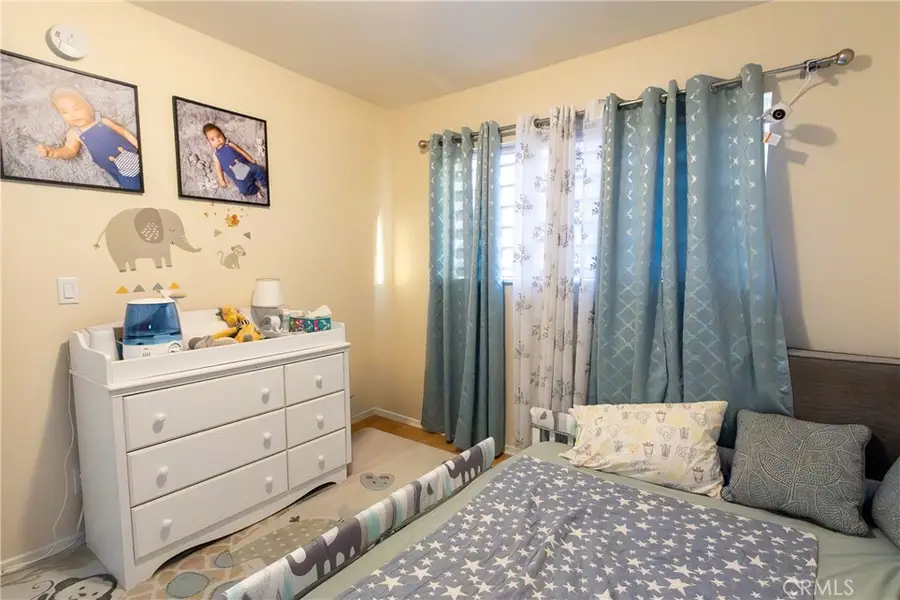 9551 Via Ricardo, Burbank, CA 91504 - Image #3