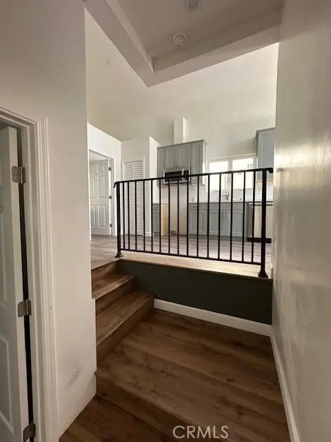 5507 S Manhattan Place, Los Angeles, CA 90062 - Image #3