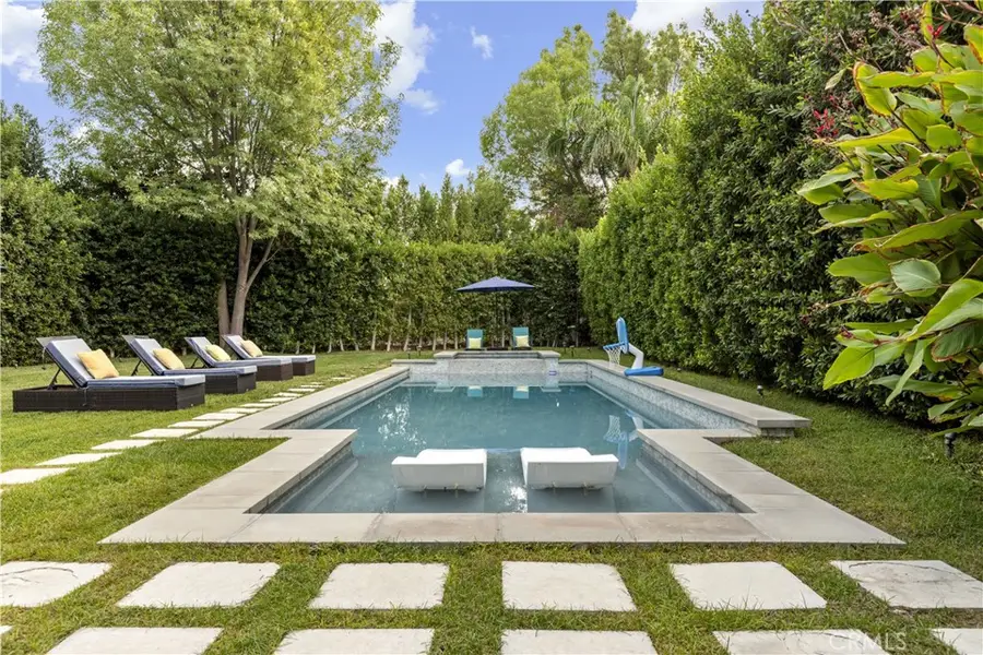 22900 Hatteras, Woodland Hills, CA 91367 - Image #2