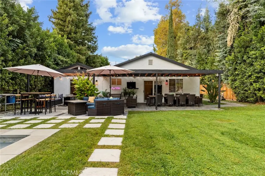 22900 Hatteras, Woodland Hills, CA 91367 - Image #3