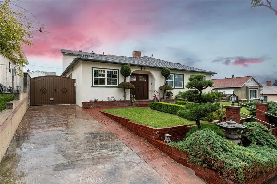 842 Cornell, Burbank, CA 91504 - Image #2
