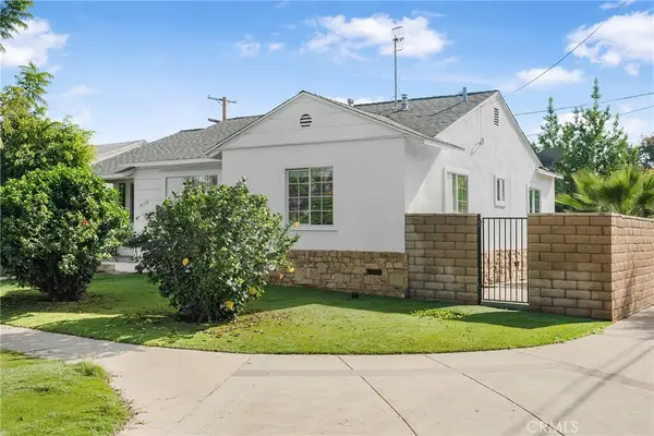 16154 Gilmore, Van Nuys, CA 91406