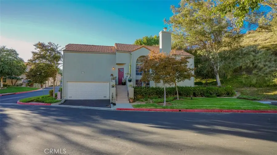 11327 Old Ranch, Chatsworth, CA 91311 - Image #2